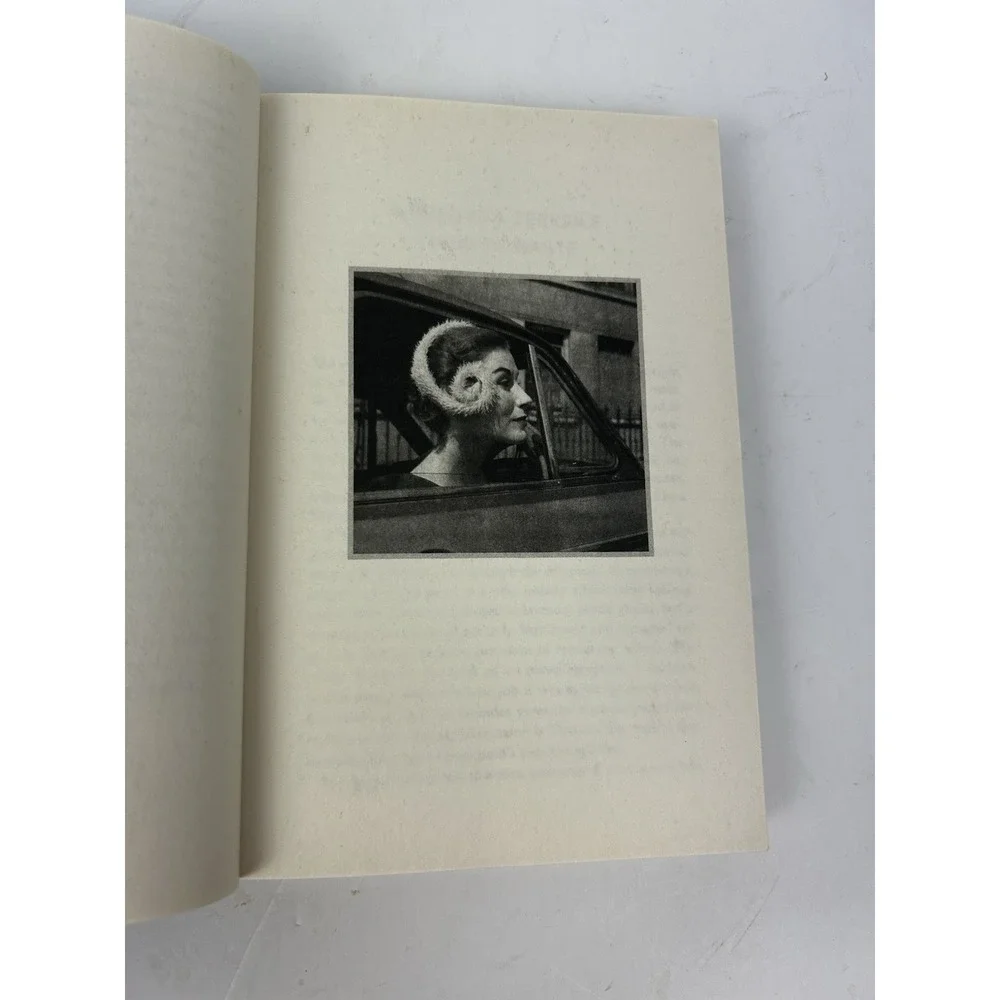 Stiff: The Curious Lives of Human Cadavers‎ - Paperback By Roach, Mary - GOOD